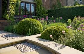 13 First Class British Front Gardens With Ideas To Steal British Firstclass Front Gardens Ideas Steal Front Garden Design Front Gardens Front Garden