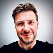 Samantha Ramsden (@Samrhead)