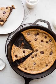 Salted Tahini Chocolate Chip Cookie Skillet Gluten Free Vegan Salted Plains Recipe In 2020 Chocolate Chip Cookies Chocolate Chip Gluten Free Sweets