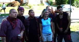 Une nuit, il surprend thao, un de ses jeunes voisins d'origine hmong, en train d'essayer de voler sa ford gran torino 1972, dans le cadre d'une épreuve imposée par le gang qui veut le recruter. Gran Torino Racist Quotes Quotesgram