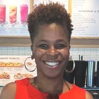 Raquelle Moore's Instagram, Twitter & Facebook