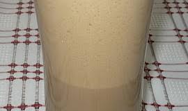 Skořápky plňte krémem a lepte k sobě. Frapicko Jenom Pro Tebe Bez Mixeru A Trochu Jinak Toprecepty Cz