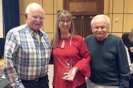 Congratulations to Intermediate Building Principal Dr. Gretchen DeMasters  for receiving the Outstanding Dissertation Award for her doctorate thesis