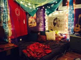 One of the easiest spaces to add a hippie. Hippie Room Decor For Wall Oscarsplace Furniture Ideas