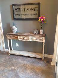 Pin By Janeth On Furniture Entrance Table Decor Entry Table Decor Foyer Decorating