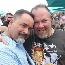 Parker Posey smiling in the fact that her daughter needs organic food and  air conditioning 😭😭😭The White Lotus