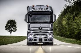 Gray Mercedes Benz Truck View Cabin Mercedes Cargo Tractor Actros 5k Wallpaper Hdwallpaper Desktop Mercedes Benz Trucks Mercedes Benz Mercedes
