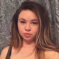 Niki Barton's Instagram, Twitter & Facebook