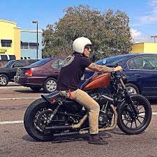 Liking The Seat Especially Dude Needs To Fix The Direction Of His Rear Lights Though Haha Motos Esportivas Motos Classicas Motos