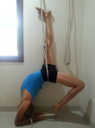 Eka Pada Viparita Dandasana Iyengar Yoga Yoga Asanas Yoga Backbend
