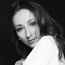 Alicia Murray's Instagram, Twitter & Facebook