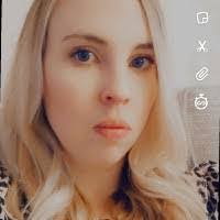 Rachel Sisson's Instagram, Twitter & Facebook