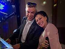 Suche musik band hochzeit hochzeitsband hochzeitsmusik gesucht. Live Band Im Bundesland Hessen Finde Die Besten Live Bands Im Bundesland Hessen Heute Buchen