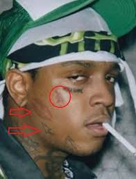 Ski mask tattoo drawing gangster drawings gangsta doevme fikirleri rose tattoos draw smoking sketches doevmeler simple designspiration karizmatik drawing ski mask the slump god logo. Ski Mask The Slump God S 18 Tattoos Their Meanings Body Art Guru
