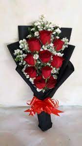 Bouquet bunga tangan atau bunga buket mawar wajib ada di hari kebahagiaan seperti pernikahan karena bunga mawar merah dan mawar putih yang memiliki arti kemurnian cinta sejati. Jual Bucket Wisuda Buket Bunga Mawar Merah Asli Bouquet Hadiah Wisuda Kado Ulang Tahun Di Lapak Freshcut Flowers Bukalapak
