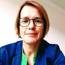 Carrie Mathews (@cemathews2017)