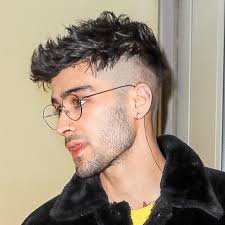 Pin By Bangtannies On Sac Modelleri Zayn Malik Photoshoot Zayn Malik Pics Zayn