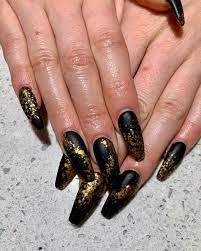 Acrylic Nails Black Nails Gold Nails Gold Flakes Nail Art Nail Design Matte Nails Long Nails Co Black Gold Nails Gold Nail Designs Pretty Acrylic Nails