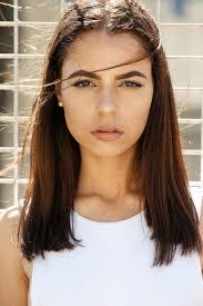 Shania Hunter's Instagram, Twitter & Facebook