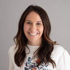 Misty Holbrook's Instagram, Twitter & Facebook