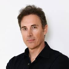 Chris Schelling's Instagram, Twitter & Facebook