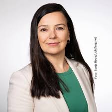 Malgorzata SIENNICKA-RAHMSTORF