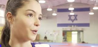 אבישג סמברג לאחר הטקס בטוקיו: Frplqtftvixzzm