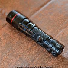 Light flashlight und ähnliche produkte aktuell günstig im preisvergleich. The Best Cheap Flashlight Under 10 And Crazy Bright