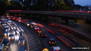 Download highway night traffic wallpaper from the above hd widescreen 4k 5k 8k ultra hd resolutions for desktops laptops, notebook, apple iphone ipad, android windows mobiles. Traffic Night Sa Wallpapers Hd Desktop And Mobile Backgrounds