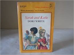 A Book About Growing Up And Friendship Set In An Elementary School Similar To My Own In Time And Culture Books About Growing Up Elementary Schools Books