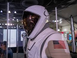 Beurskoers Musks SpaceX maakt duikvlucht_ 'Te veel gehypet'