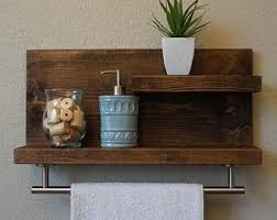 Kingso wall shelf rustic wood floating shelves,decorative wall shelf for bedroom, living room, bathroom, kitchen, office and more (round) 4.2 out of 5 stars. Sofa Silla Mesa De La Bandeja De Reposo Etsy Wooden Bathroom Shelves Bathroom Wood Shelves Rustic Bathroom Shelves