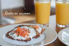 Le Rosti Au Saumon La Recette Ideale Et Facile Pour Un Brunch Maison Decouvrez Les Etapes Et Les Photos De La Recett Brunch Idee Brunch Maison Brunch Maison
