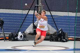 Anita włodarczyk została srebrną medalistką olimpijską w rzucie młotem. Q Hsjhmp8plsm