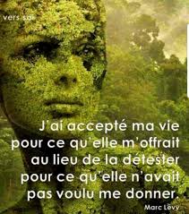 Pensée Positive Citation Sur Le Sourire Et La Joie De Vivre Epingle Par Alina Cernat Sur Motivation Citation Citation Reflexion Poeme Et Citation