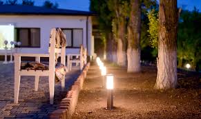 If you are planning to buy solar fence lights, then you are at right place. 29 Incredible Outdoor Garden Lighting Ideas Horticulture Co Uk