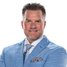 Tim Clepper's Instagram, Twitter & Facebook