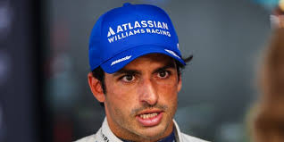 Carlos Sainz rechaza la excusa 2026 con Williams: “No tiene nada que ver”