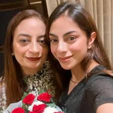 Marry Christmas to all my Instagram and Facebook family