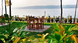 Sakarya'da konumlanan göl, kartepe'ye çıktığınız takdirde kuş bakışı olarak. Sapanca Da Gezilecek Yerler Sakarya Biz Evde Yokuz