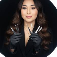 Lash emergency ‼️ I need them removed asap in the morning 🥲 my eye is  swelling Edinburg area plss