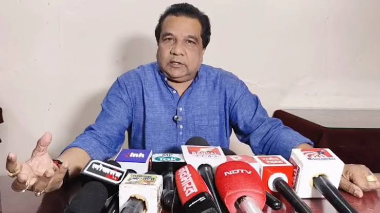 Rakesh Yadav Attacks Jitu Patwari Cycle Yatra Free Education Demand - इंदौर : जीतू पटवारी की साइकिल यात्रा पर बीजेपी का पलटवार, मुफ्त शिक्षा की मांग को बताया 'भाजपा की ...
