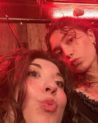 Live life tastefully. 🎬 🎥✨🥃 Some #behindthescenes from our @drambuie  shoot 💫