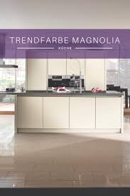 Magnolie Als Kuchenfarbe Ideen Und Bilder Fur Die Kuchenplanung Kuchenfinder Kuche Farbe Kuchenfarbe Ganz Weisse Kuche