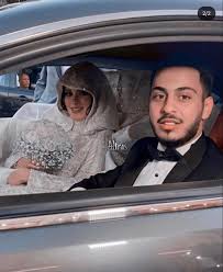 حتفل الأردني الوليد مقداد، نجم فضائية طيور الجنة بخطوبته أمس الجمعة، بحفل كبير، بحيث أصبح مقداد الأكثر بحثًا على موقع. 6 Iewccoyq8afm