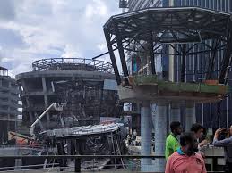 Abdullah hukum to mid valley city walkthrough. Klecocity Link Bridge Connecting Kl Eco City To The Gardens Mall Collapses