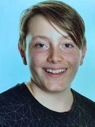 Schweizer Schüler zeigen ihre Homeschool-Werke