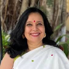 Dalrymple has painted a fascinating picture about a historical woman named  MubarakBegum. Curious to know more: How exactly did a Brahmin girl find her  way to Delhi? Kidnap & rape,or choice? Why