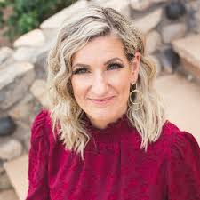 Colleen Biggs (@LeapwithColleen)