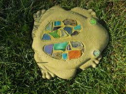 Check spelling or type a new query. How To Make A Garden Mosaic Stepping Stone Feltmagnet